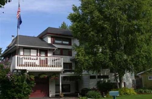 Camai Bed And Breakfast Анкоридж Экстерьер фото